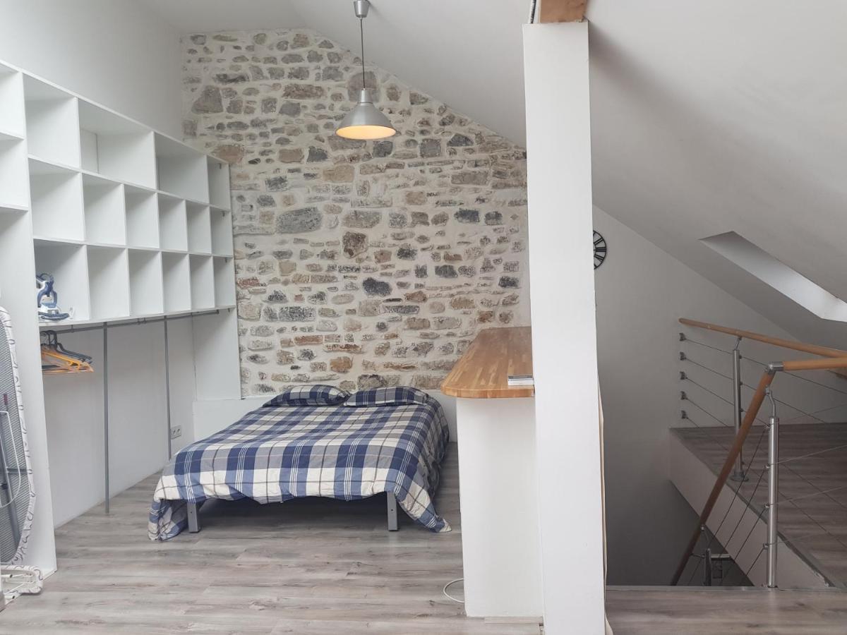 Loft Dans Les Pyrenees Lägenhet Oloron-Sainte-Marie Exteriör bild